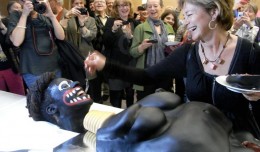 Swedish Minister of Culture celebrating with ”n*g*er cake”